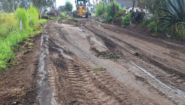  CASERÍO SAN LUIS SE BENEFICIA CON TRABAJOS DE MANTENIMIENTO VIAL